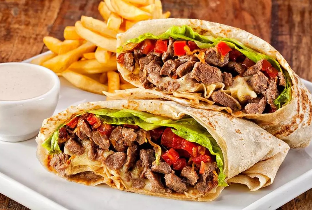 6 lugares para comer Shawarma em Curitiba