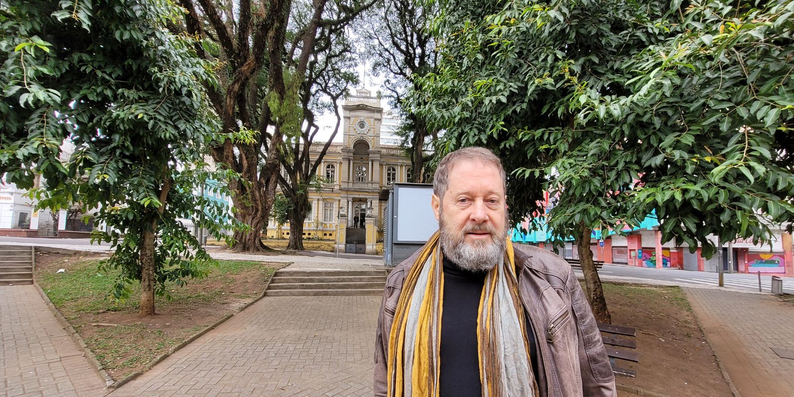 Mauro Zanatta realiza seu Dez Pras Oito. Foto: Brunow Camman/Curitiba Cult.