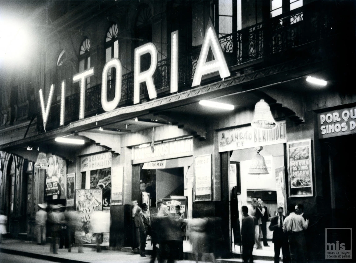 Fachada do Cine Vitória na Década de 1940 Foto Coleção Cine Vitória.