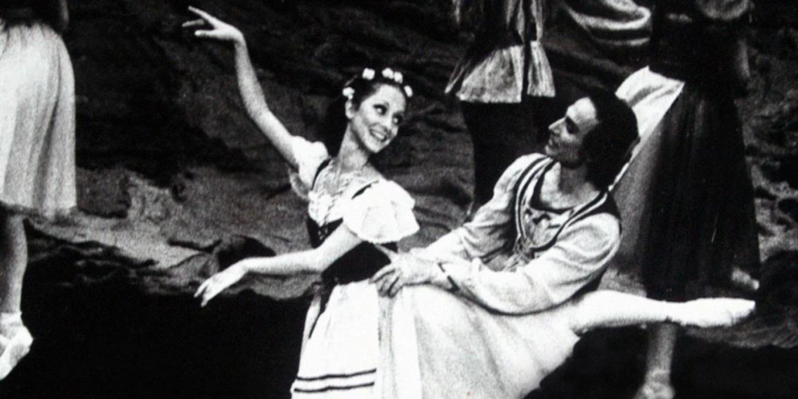 Ana Botafogo em "Giselle" nos anos 1970. Foto: Arquivo CCTG.