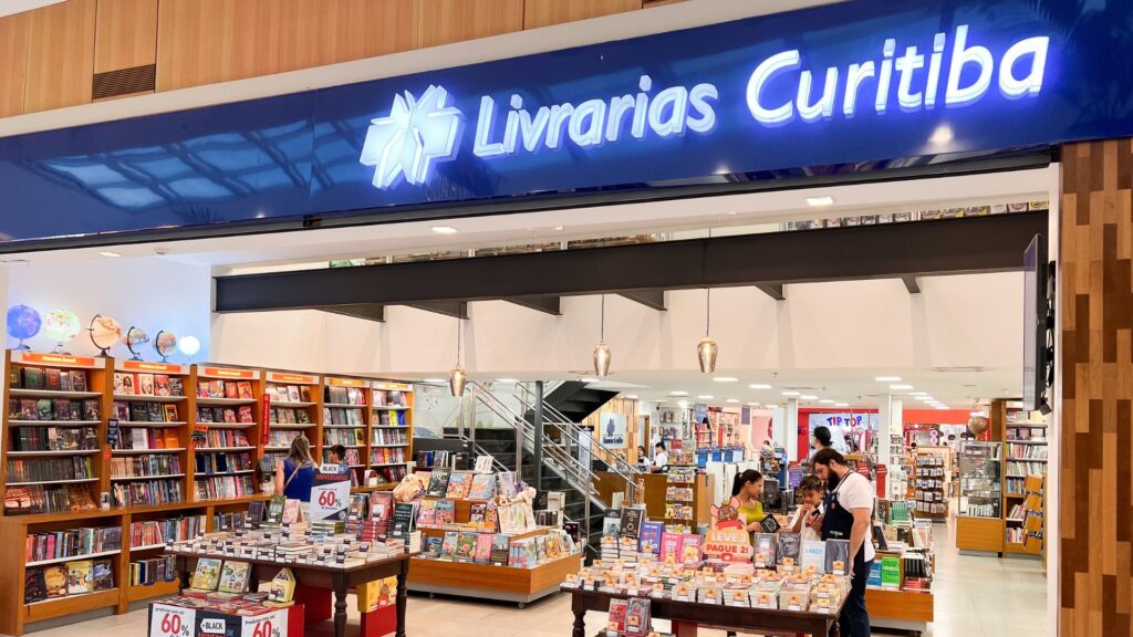 Livrarias Curitiba comemoram 61 anos com descontos de até 60% ...