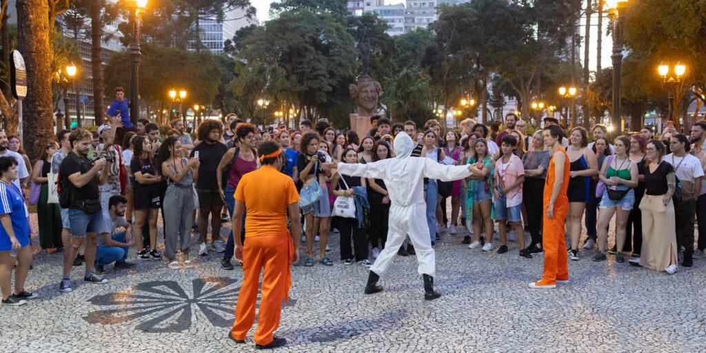 Festival de Curitiba abre inscrições para Fringe 2025 Curitiba Cult