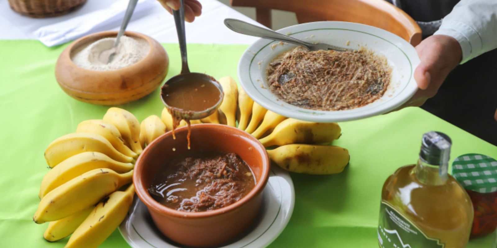 Verão Maior Paraná Gastronomia Barreado de Morretes. Foto: José Fernando Ogura/AENPR.