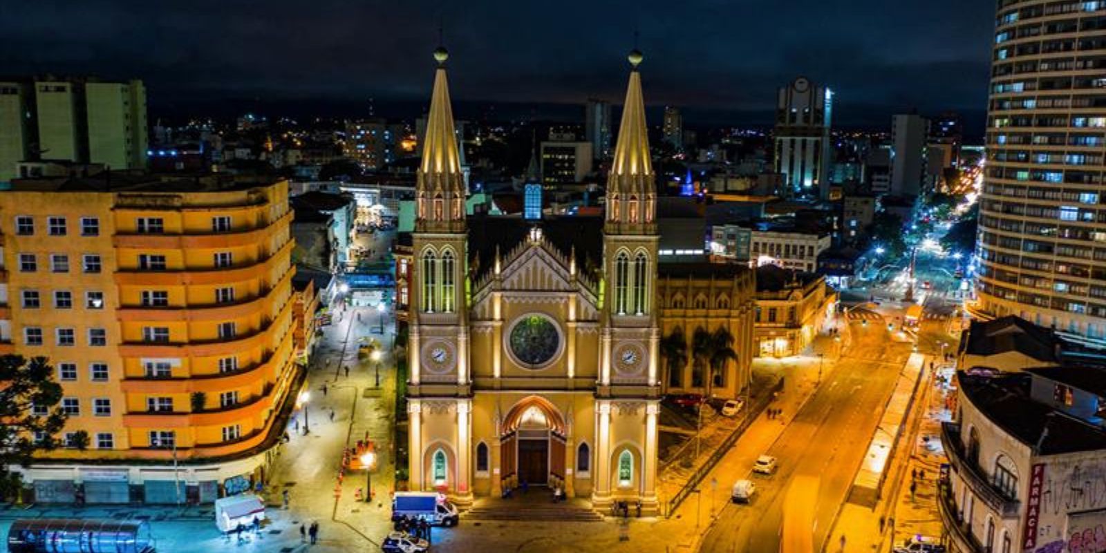 Catedral Basílica de Curitiba. Foto: Daniel Castellano/SMCS.