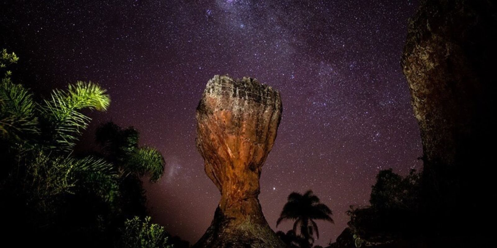 Passeio noturno em Vila Velha. Foto: Sérgio Mendonça Jr.