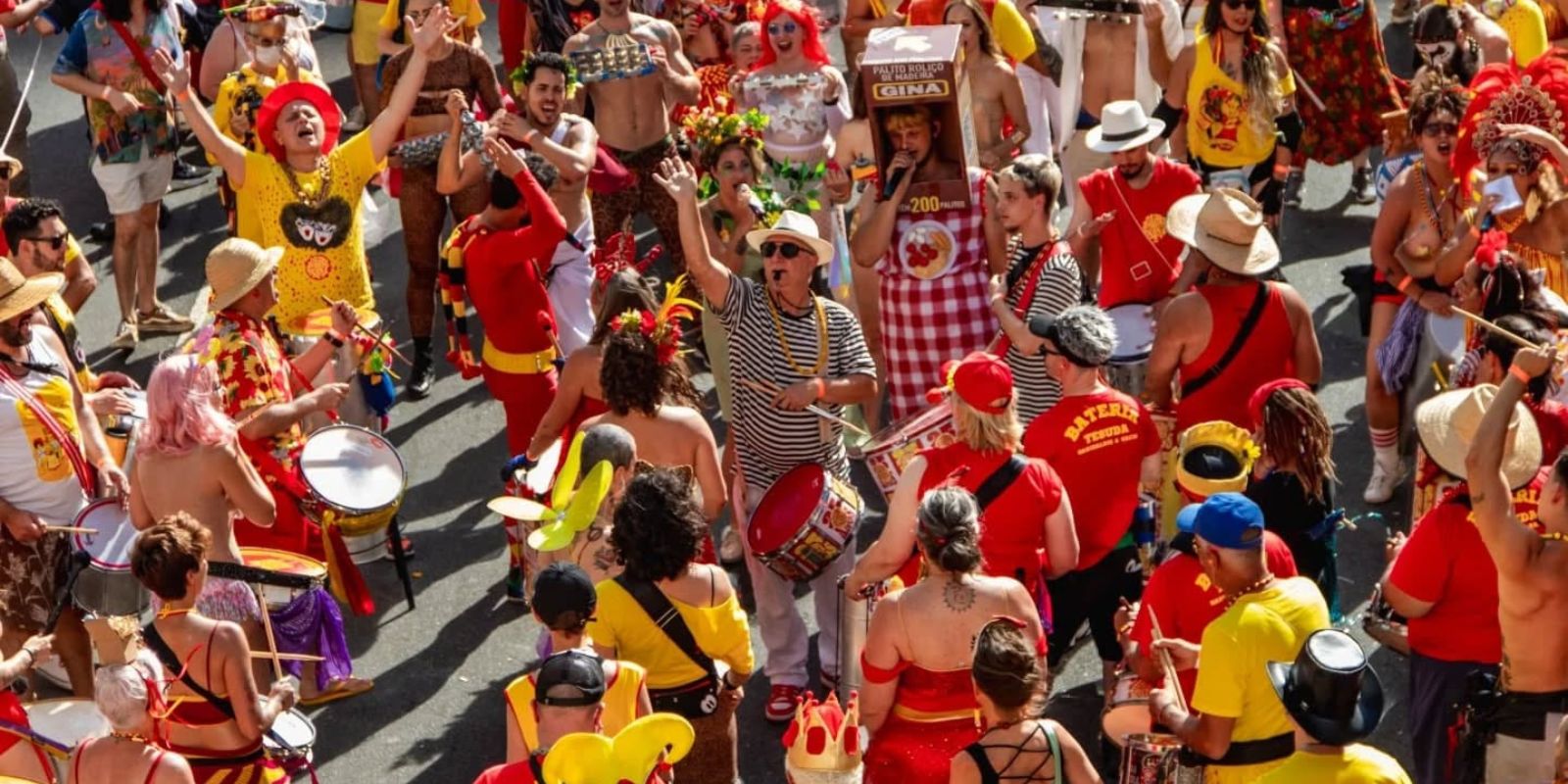 Carnaval em Curitiba. Foto: Day Luiza/FotoFolia.