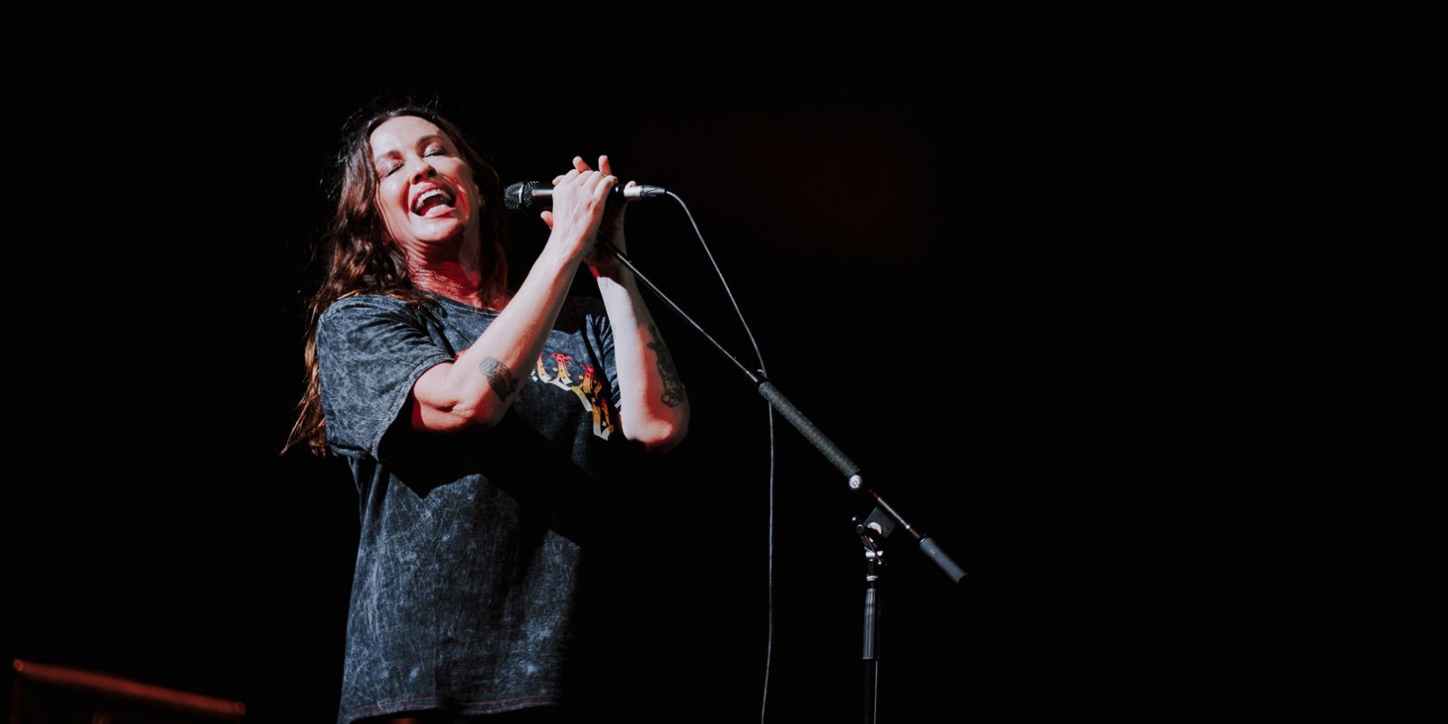 Alanis Morissette na Triple Moon Tour. Foto: Iris Alves.