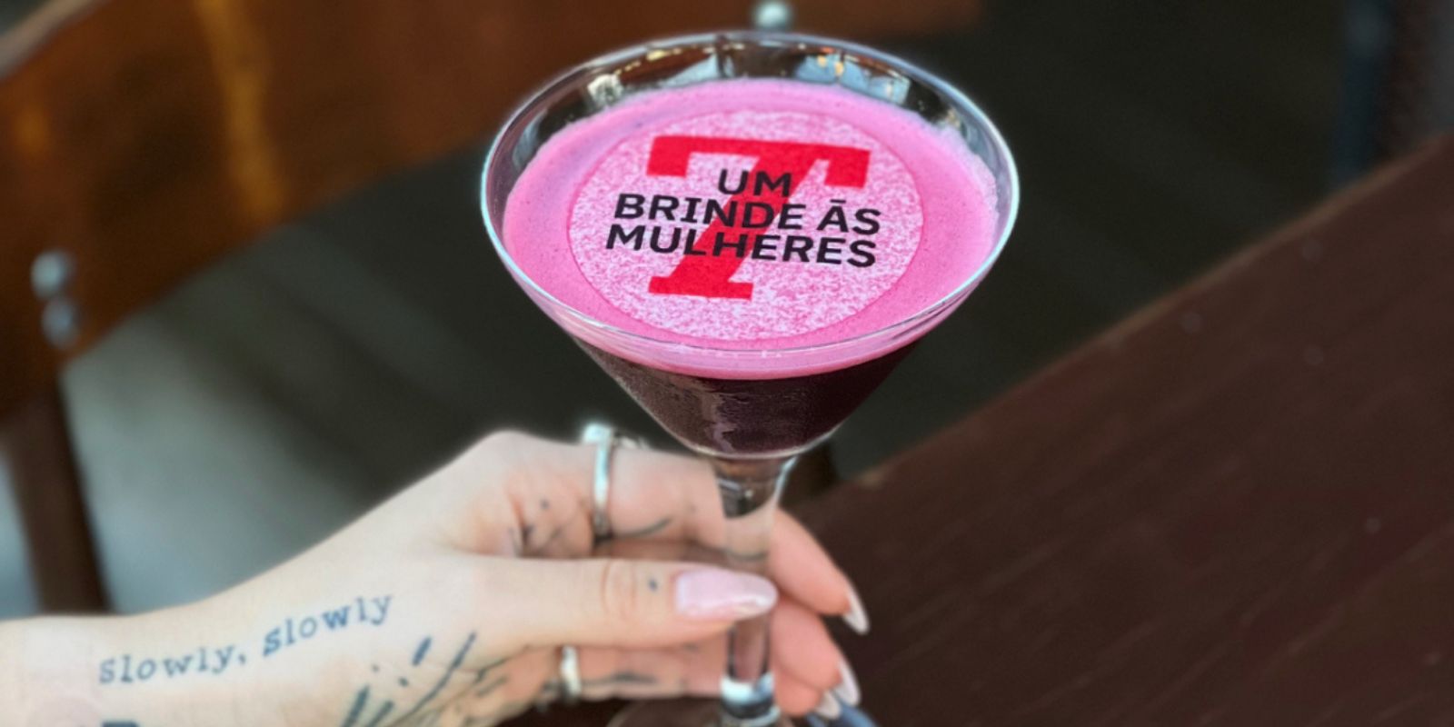 Drink Essence do Siete Tragos para Dia das Mulheres. Foto: Taty Schoettge.