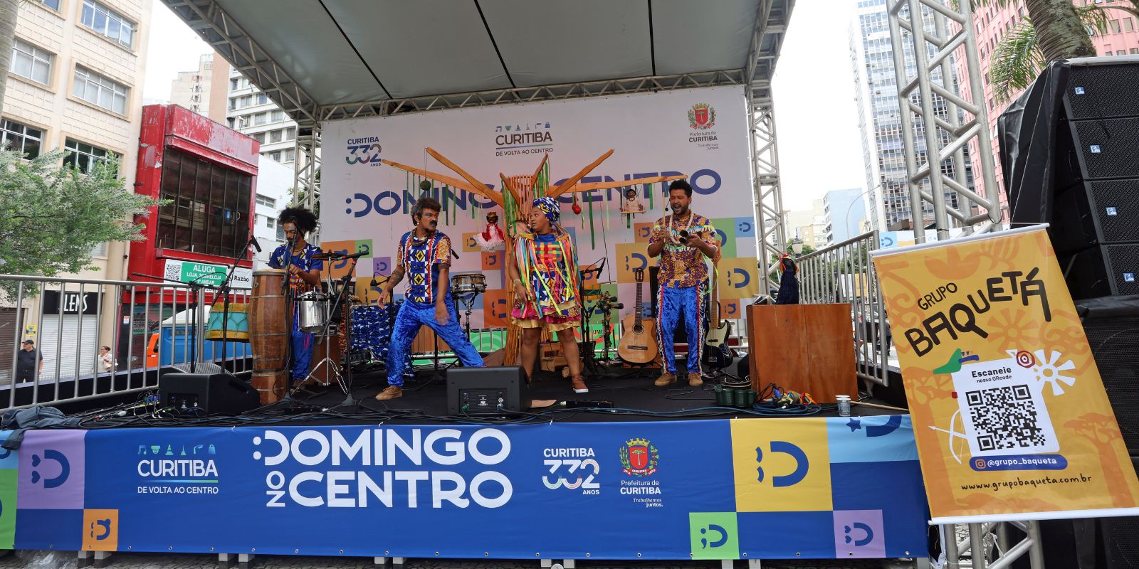 Grupo Baquetá no Domingo no Centro. Foto: Cido Marques/FCC.
