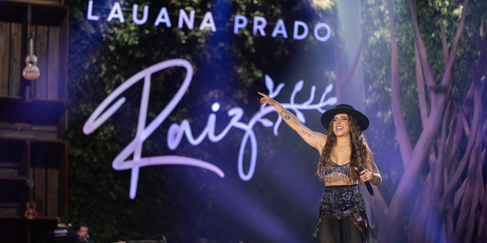 Lauana Prado no show Raiz. Foto: Fabio Ponce.