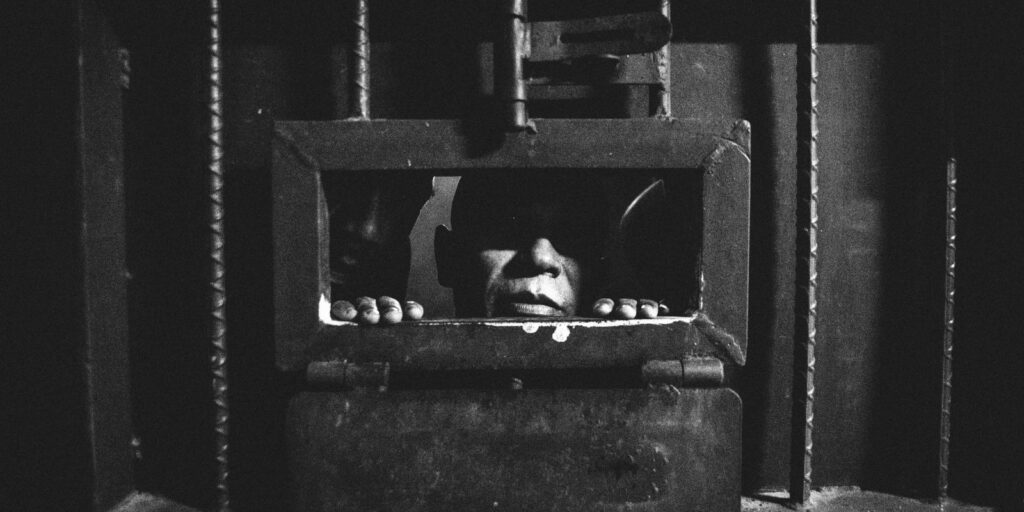 Exposição Desse Lado do Muro. Foto: Thiago Dezan.