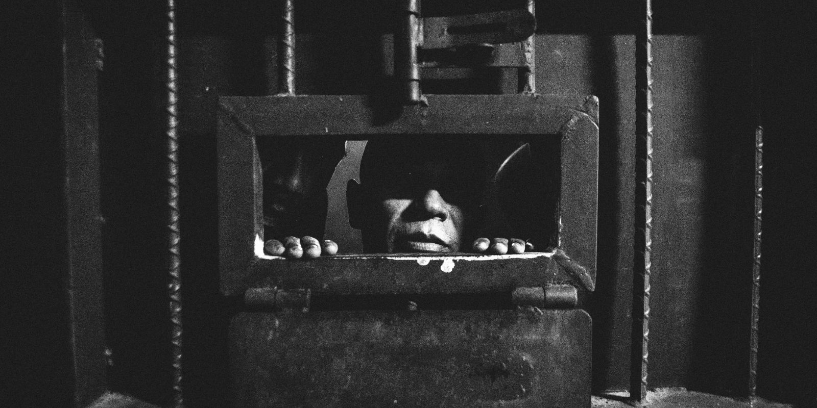 Exposição Desse Lado do Muro. Foto: Thiago Dezan.