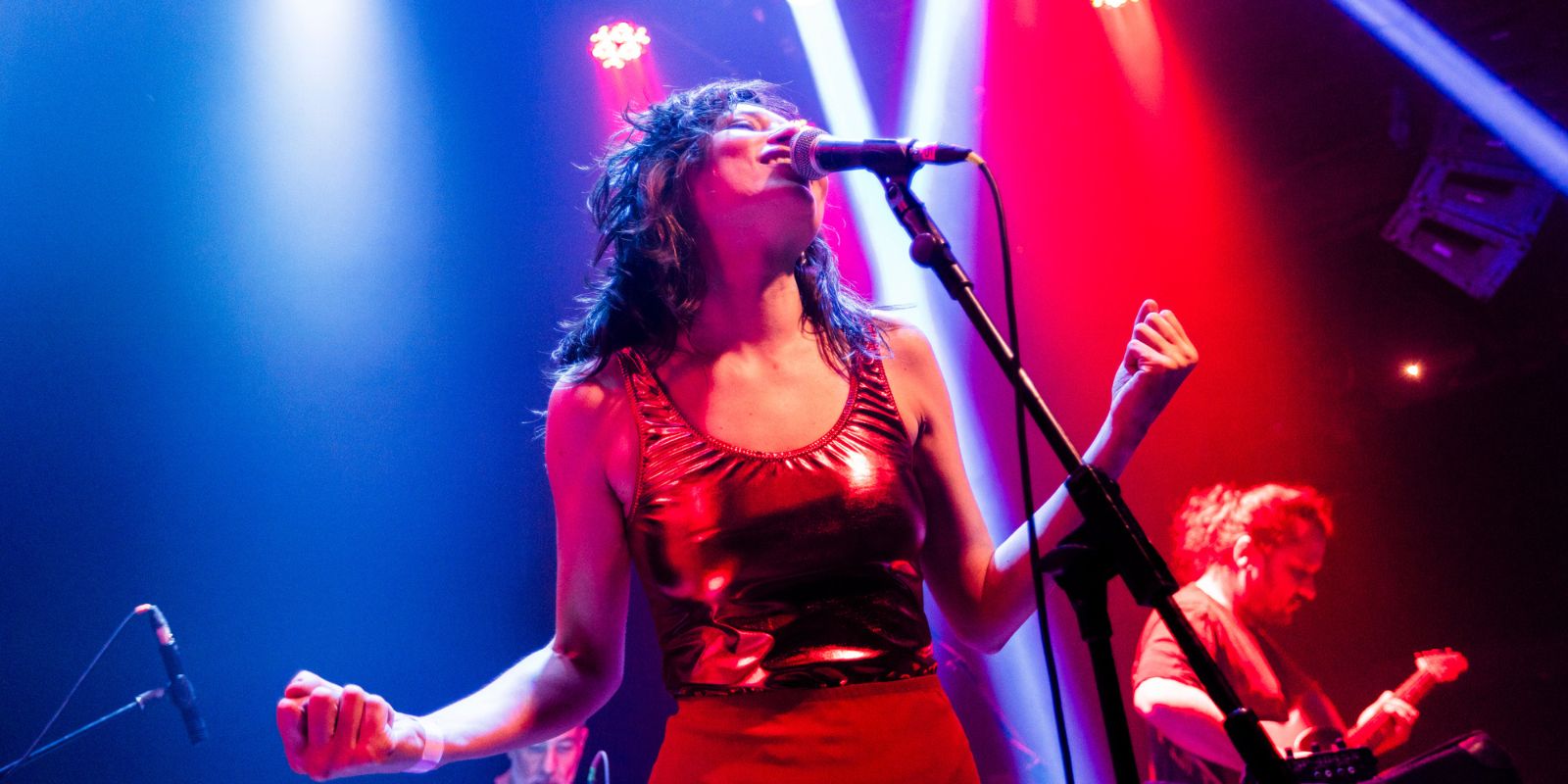 Salma Jô vocalista do Carne Doce. Foto: Victor Balde.