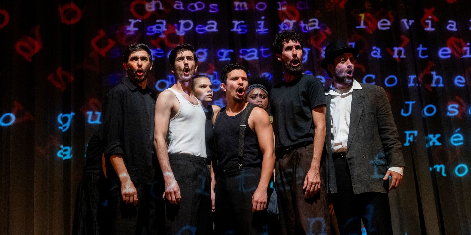 Daqui Ninguém Sai um dos espetáculos em cartaz no Teatro Guaíra. Foto: Annelize Tozetto.