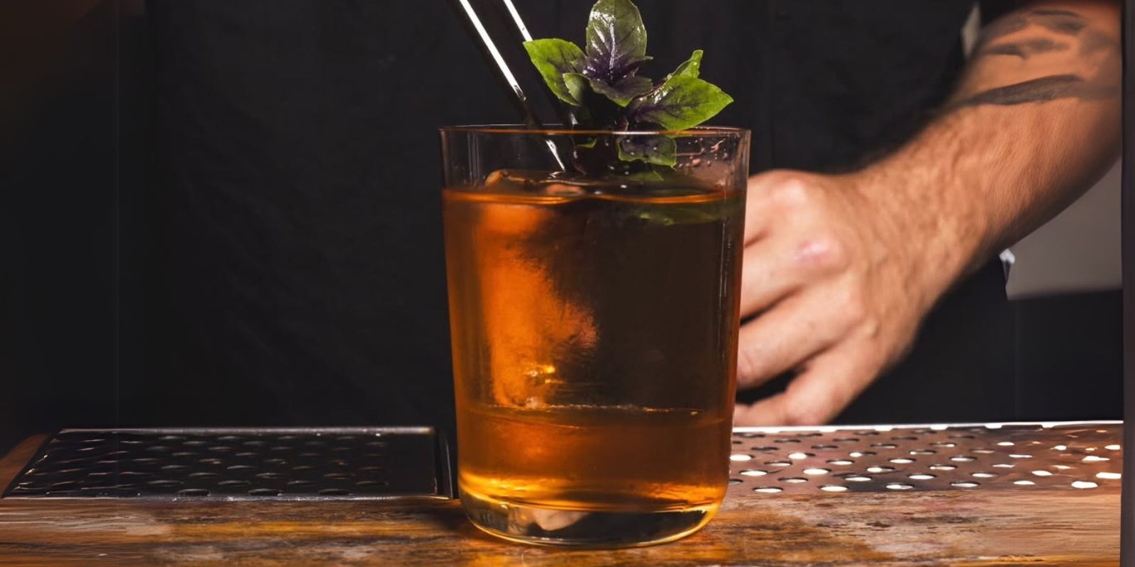 Drink Cardinale 1, do Mykola. Foto: Rafael Issao (@_rafaelissao).