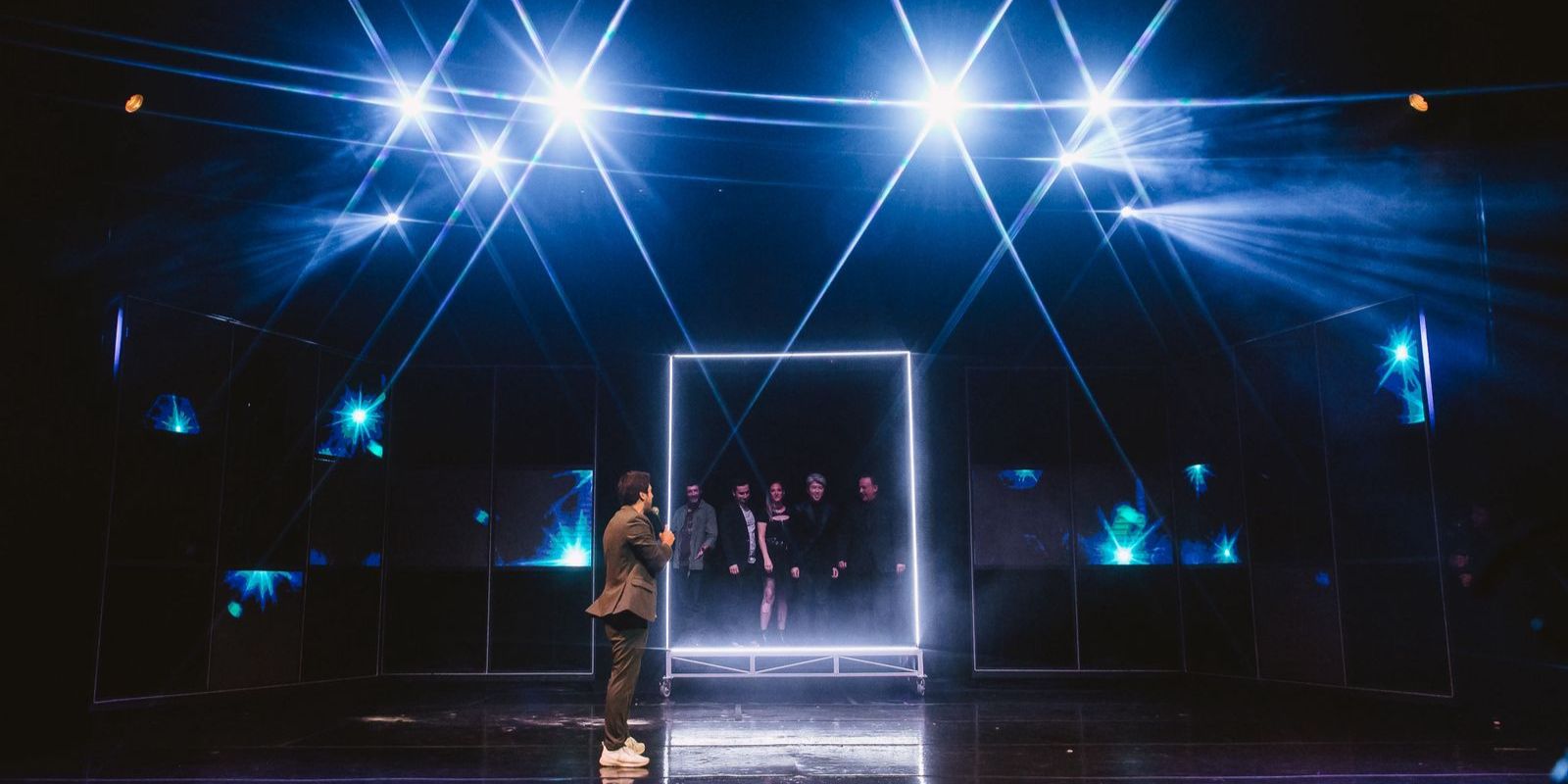 Espetáculo Ilusões de Ilusionismo com Gabriel Louchard. Foto: Jorge Bispo.