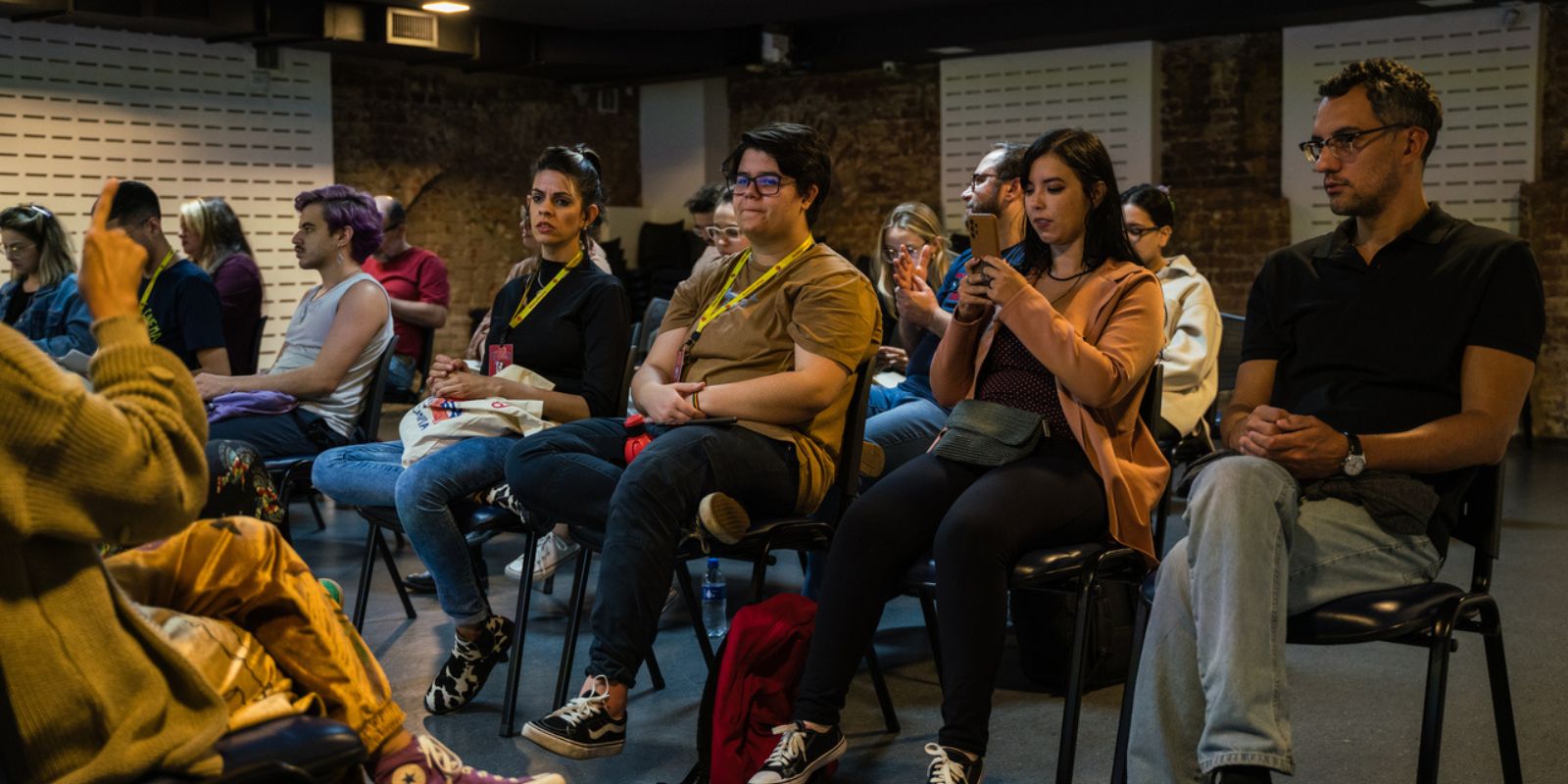 Oficinas gratuitas no Olhar de Cinema 2025. Foto: Walter Thoms.