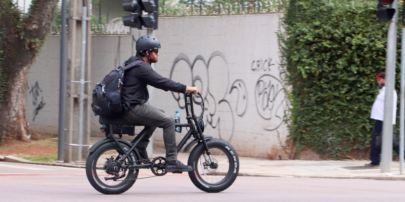 Patinete e outros meios de locomoção usados por jovens mudam trânsito nas cidades. Foto: SESP.