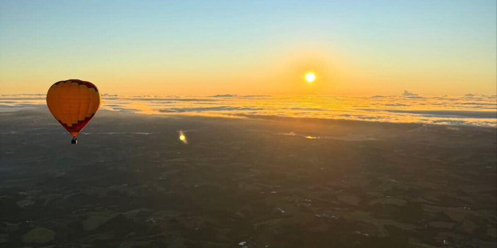 Passeio de balão da Quero Voar de Balão PR. Foto: Reprodução Redes Sociais.