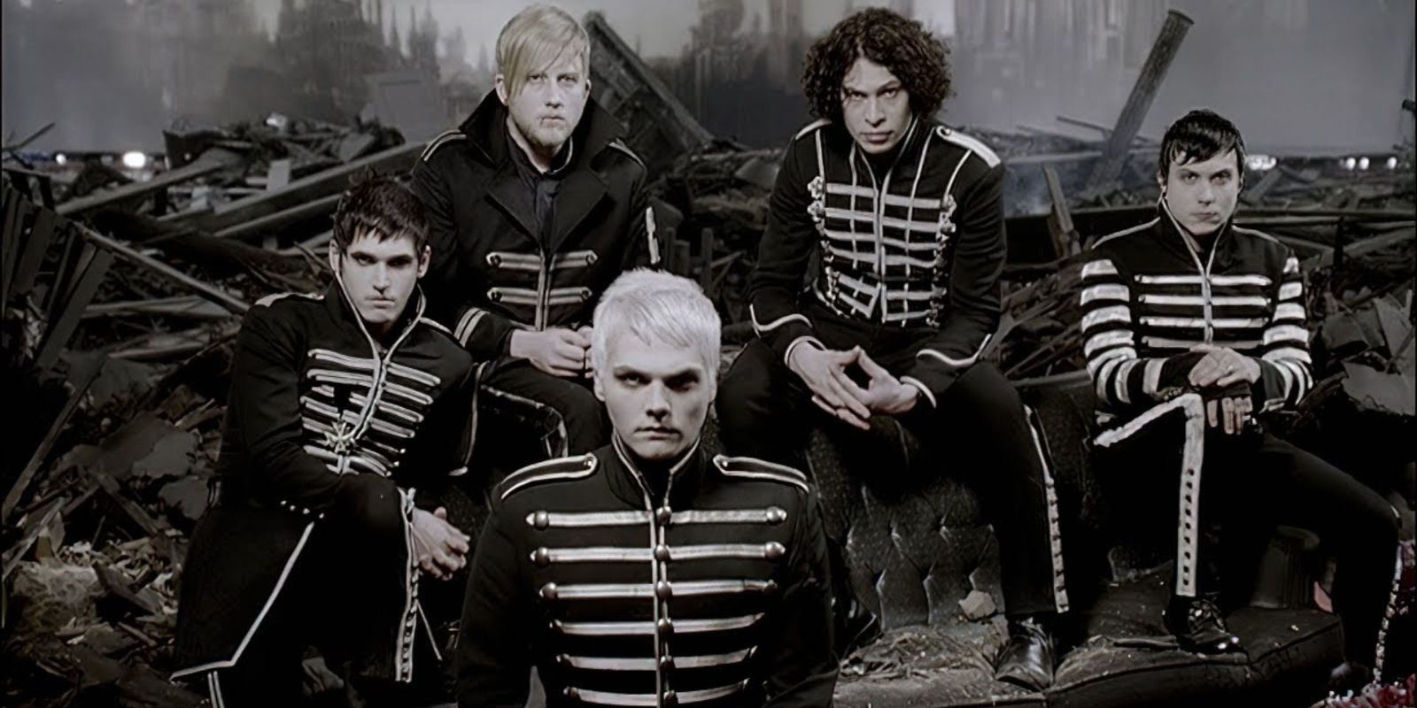 My Chemical Romance em The Black Parade. Foto: divulgação.