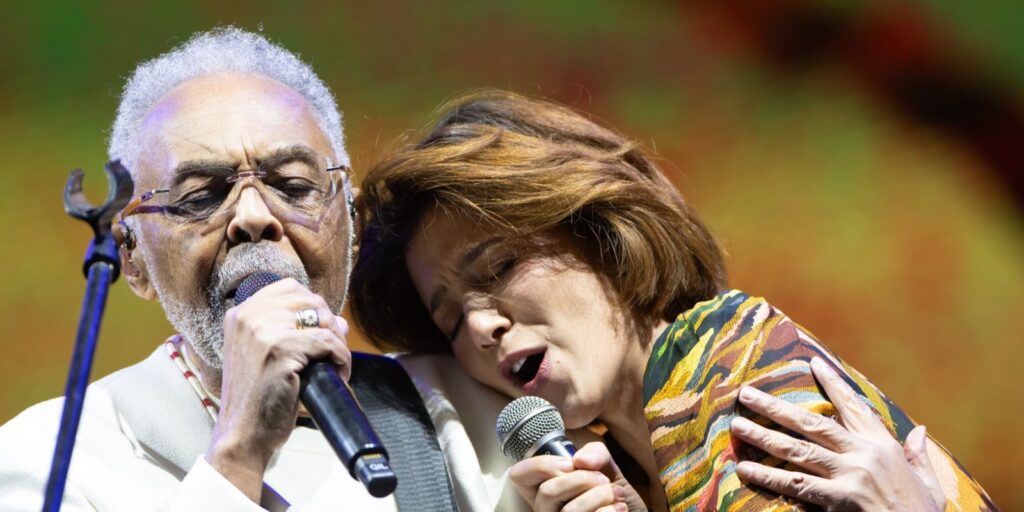 Turnê de despedida de Gilberto Gil em Curitiba teve Marjorie Estiano. Foto: Marcelo Andrade.