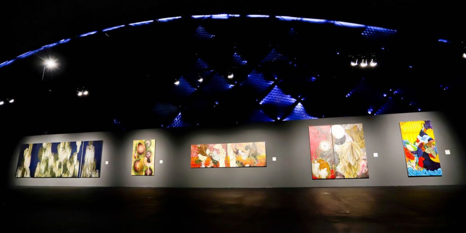 Exposição no Museu Oscar Niemeyer. Foto: Antonio More.