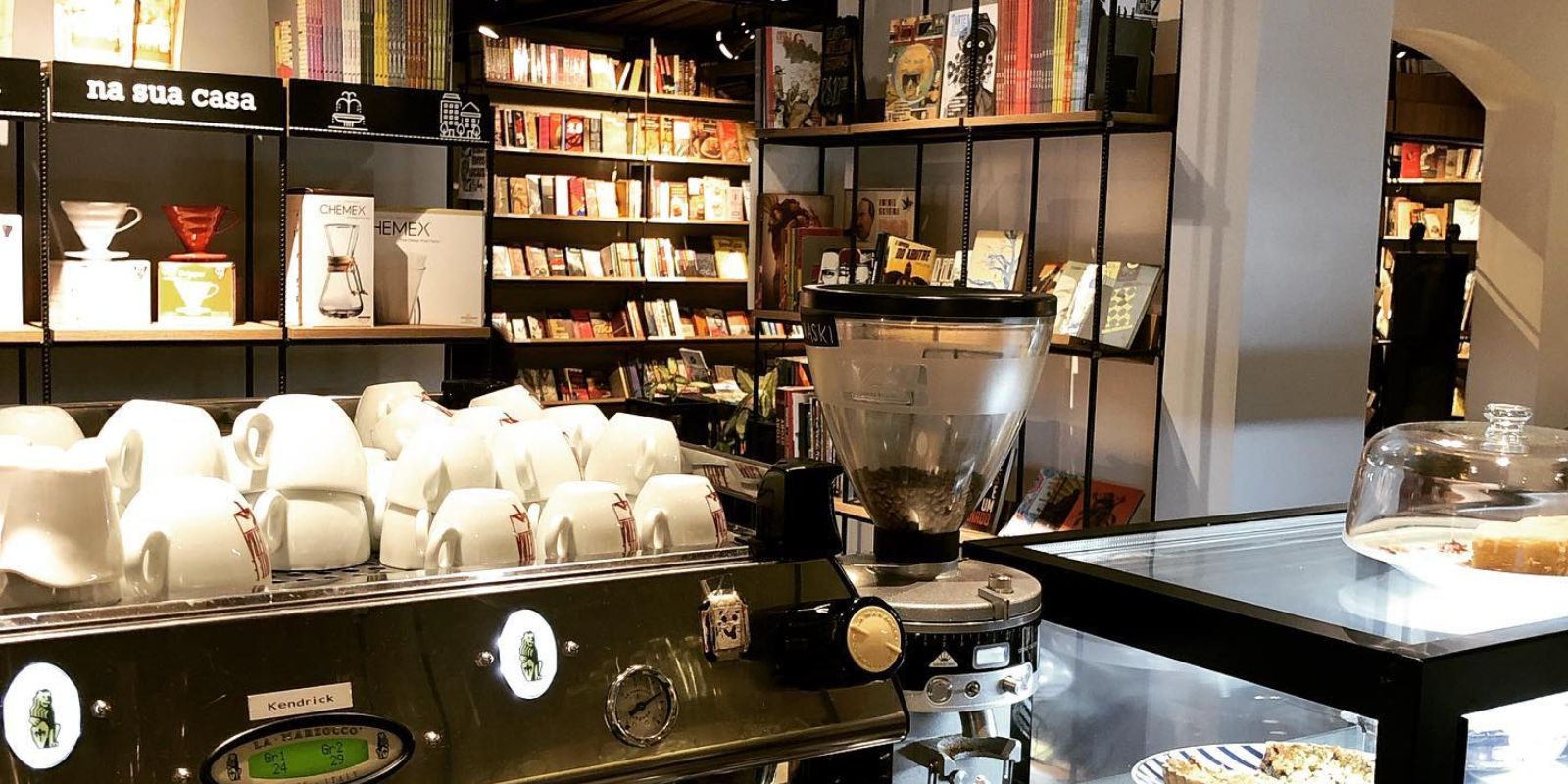 Arte & Letra. Foto: reprodução Facebook.