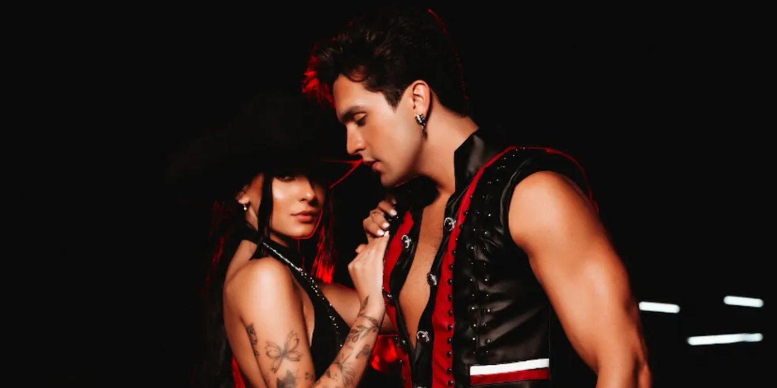 Luan Santana e Ana Castela na Festa da Uva de Colombo. Foto: Divulgação