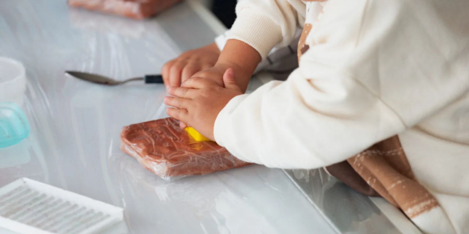 Oficina de música para bebês no MON. Foto: Vinícius Perbichi.