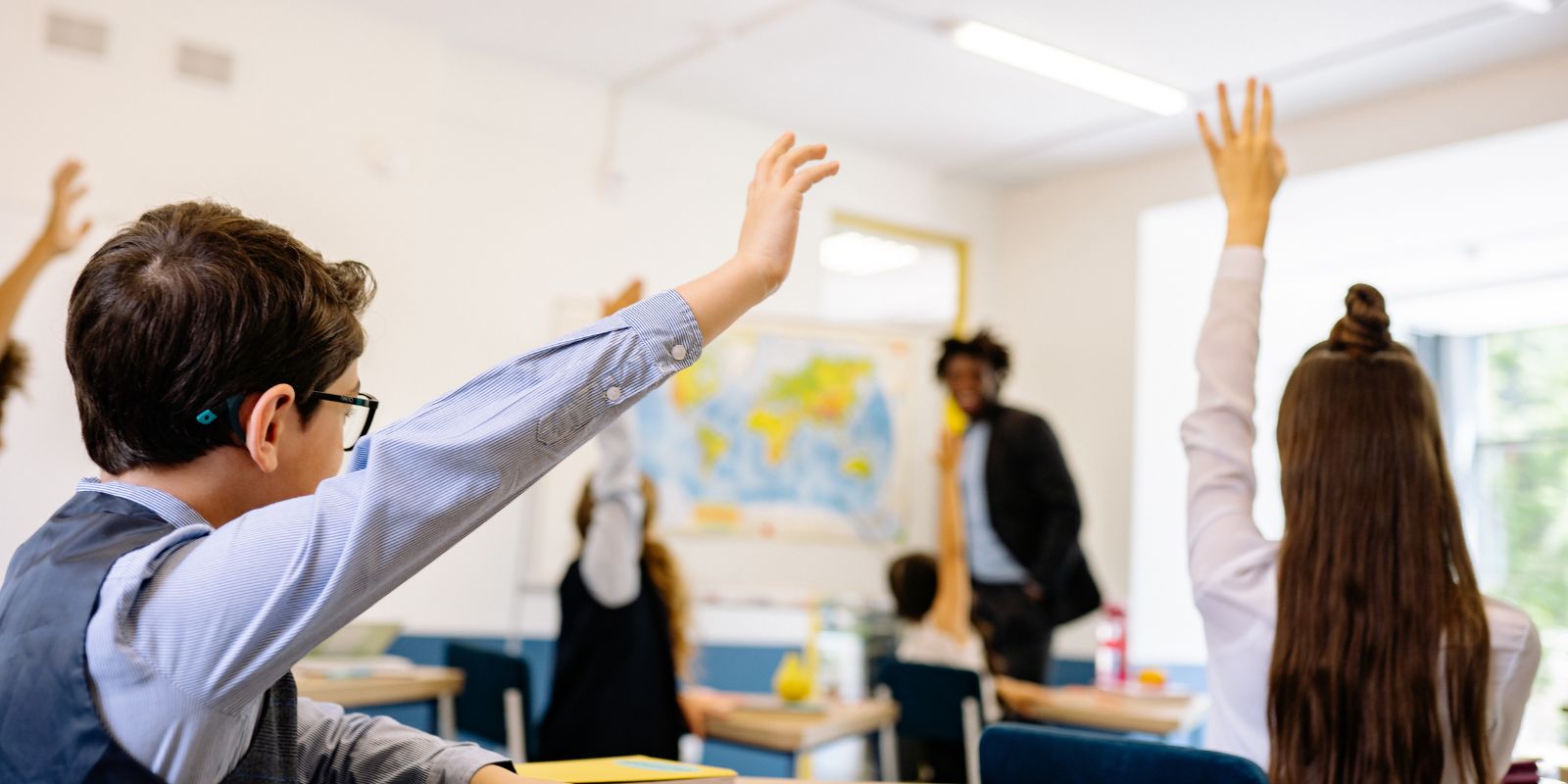 Volta às aulas Curitiba. Foto: reprodução Canva.