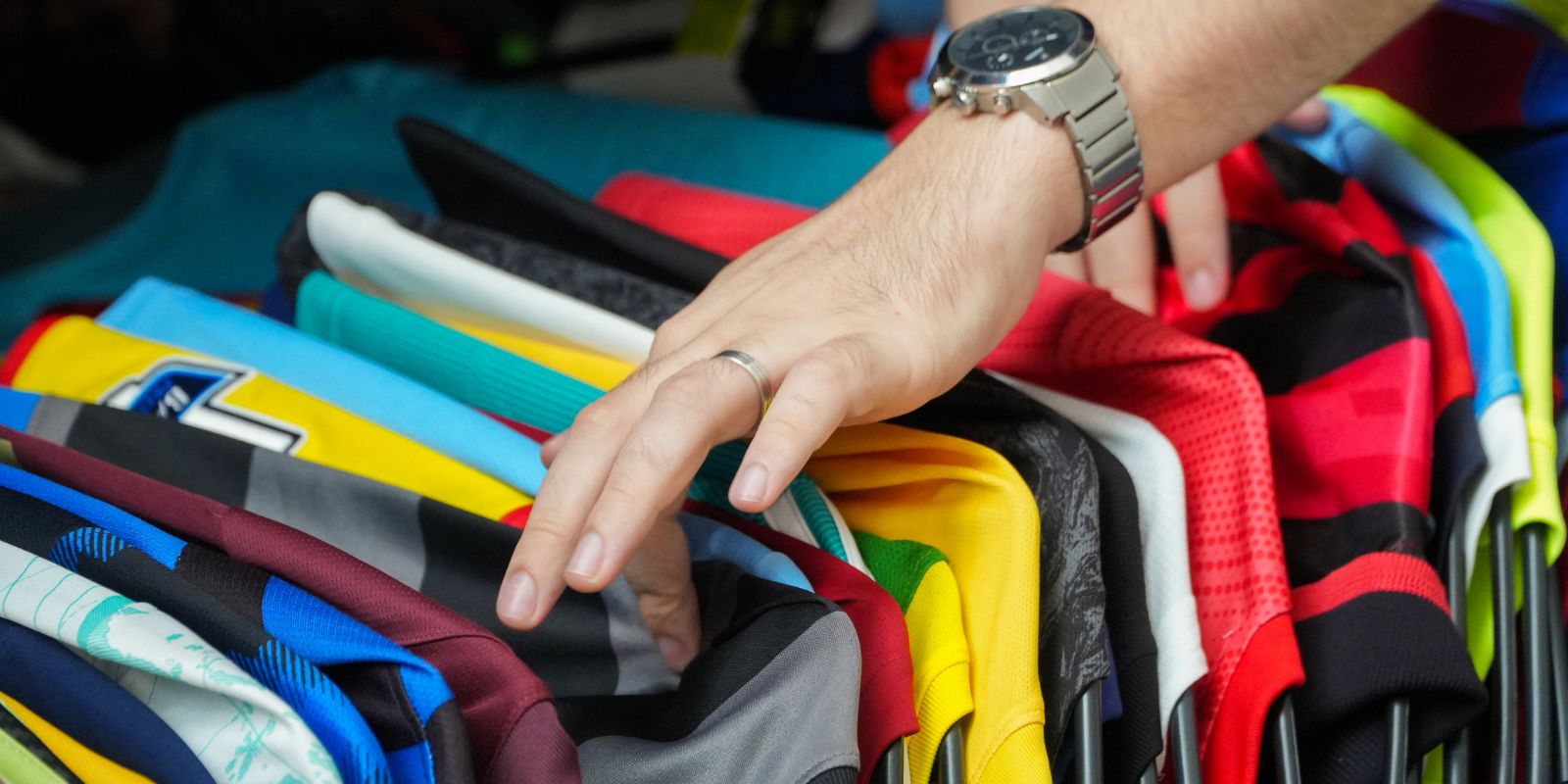 Feira Me Leva especial camisas de futebol. Foto: divulgação.