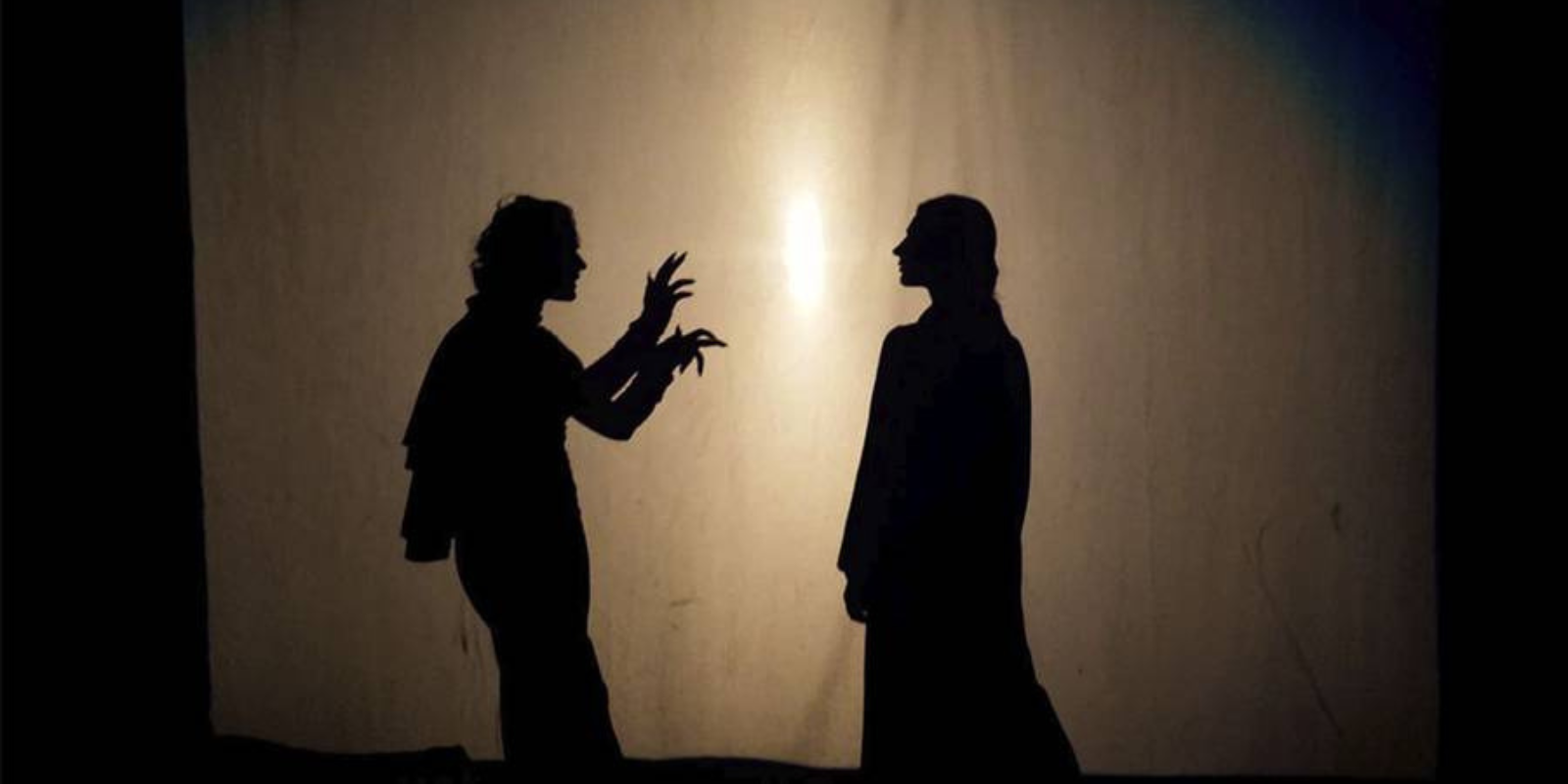 Peça Carmilla no Festival de Curitiba. Foto: reprodução.