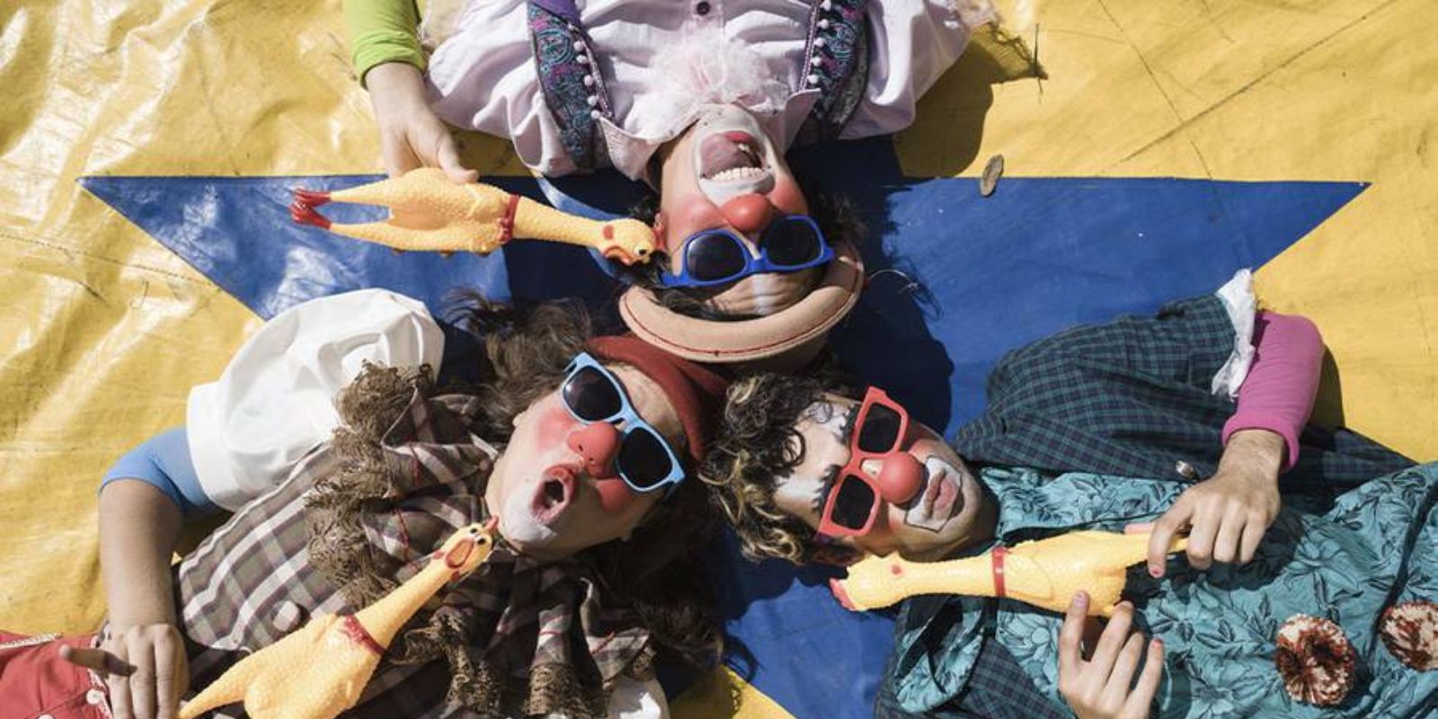 QUEM NÃO SABE FAZ AO VIVO. Foto: reprodução Festival de Curitiba.