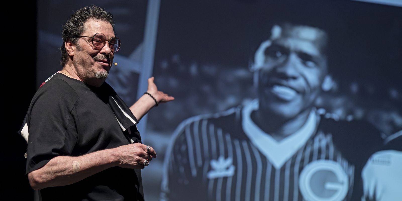 Casagrande Monólogo Curitiba. Foto: Ronaldo Gutierrez.