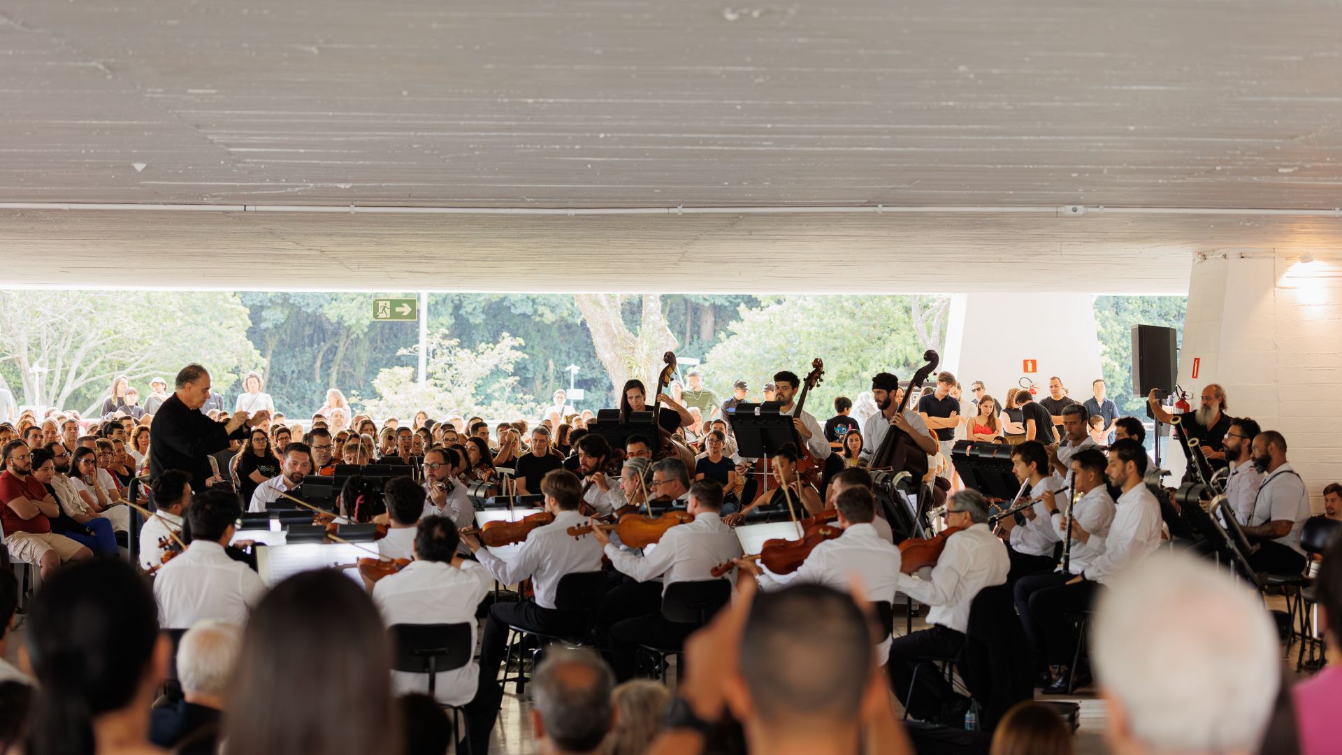 Orquestra Sinfônica do Paraná no MON. Foto: Vitor Dias