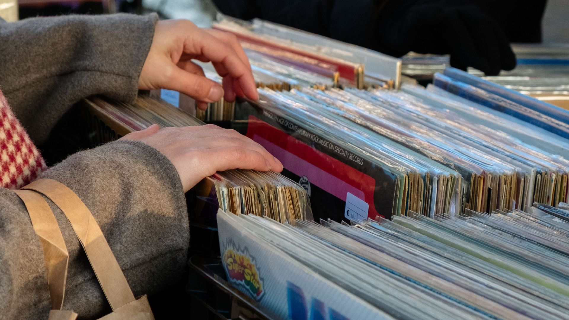 Feira de Vinil traz 30 expositores de todo o país para Curitiba neste sábado (06)