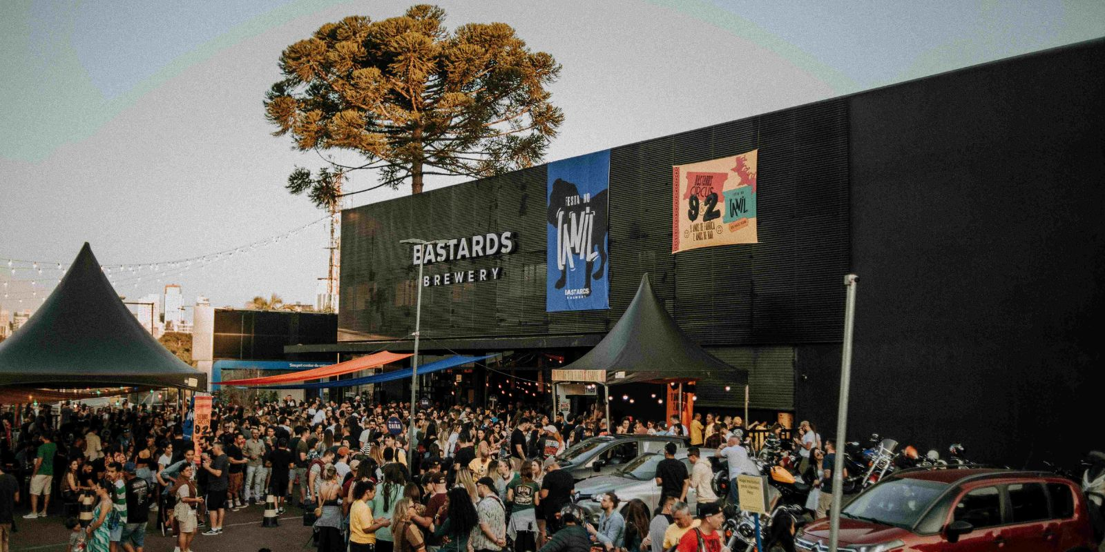 Bastards comemora 12 anos com festa gratuita