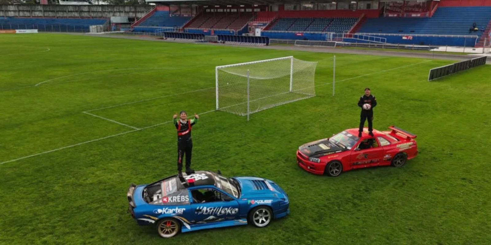 Campeonato de drift dentro do estádio