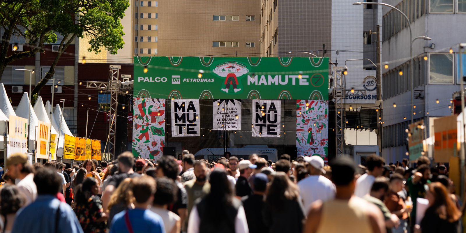 Mamute Feira Gráfica. Foto: Rodrigo Fonseca