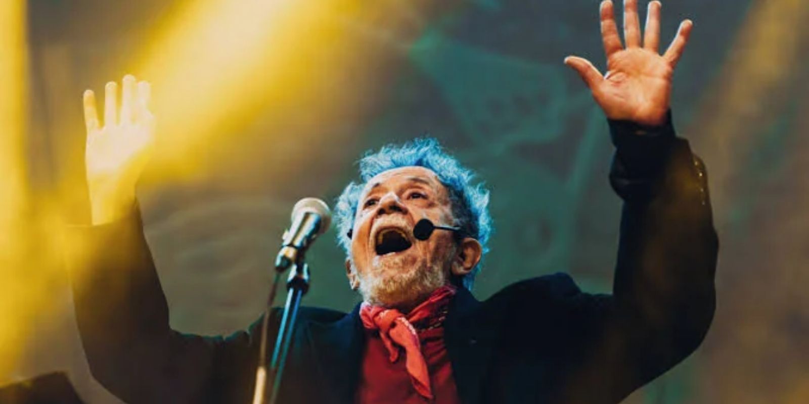 Tom Zé celebra 90 anos em Curitiba